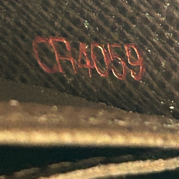 SOLD - Louis Vuitton Wallet - Picture 5 of 13